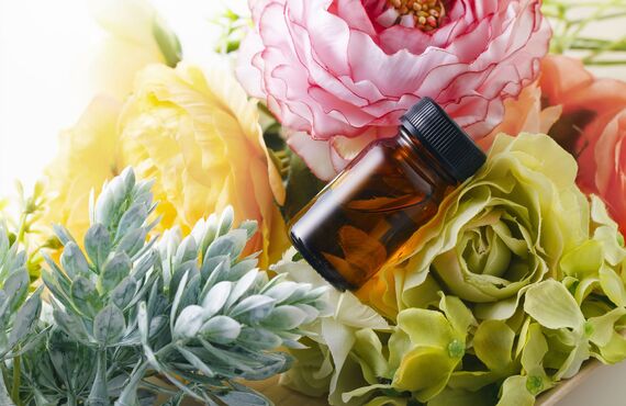 大村市でリフレッシュボディやアロマフェイシャル等の施術をご用意